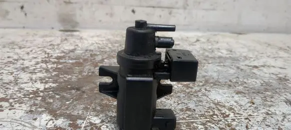 BMW 5 E60 E61 Turbo solenoid valve 70057900