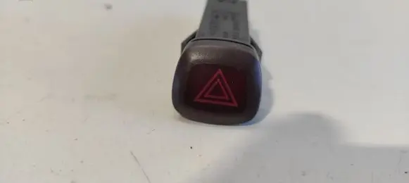 Volvo S80 Hazard light switch 4970 QC98 9168302