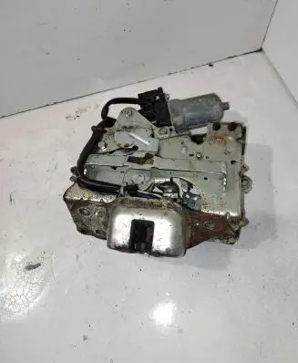 Tailgate/trunk/boot lock/catch/latch