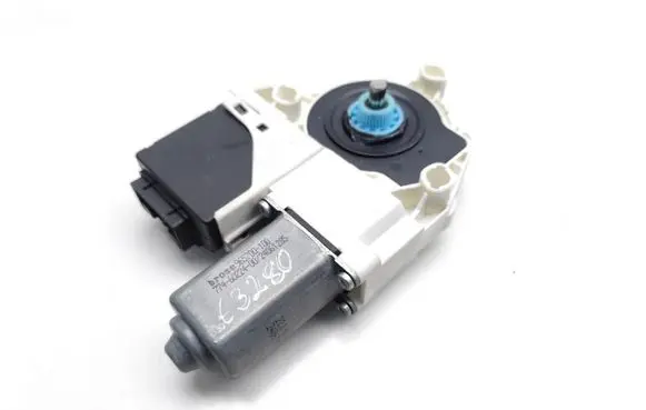 Volkswagen PASSAT CC Rear door window regulator motor 3C8839462K 3C0959794B 3C8959704C