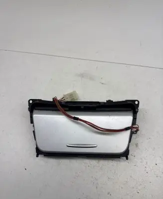 BMW 1 E81 E87 Ashtray (front) 7078571