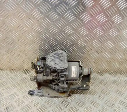 Vacuum pump