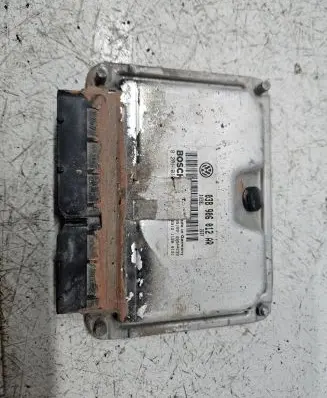 Volkswagen Polo III 6N 6N2 6NF Engine control unit/module 038906012AR 28SA4238
