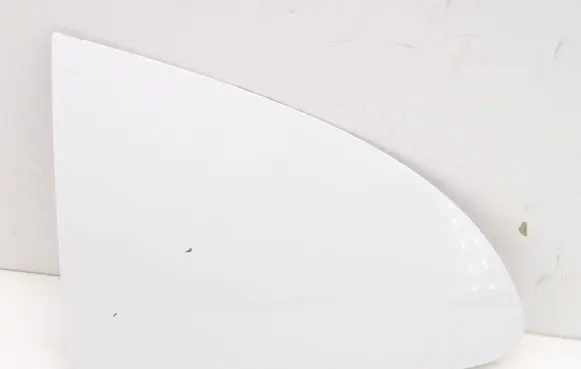 Peugeot 207 Rear vent window glass 