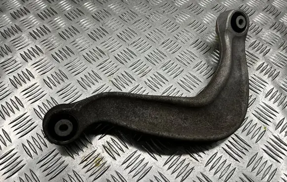 Rear control arm