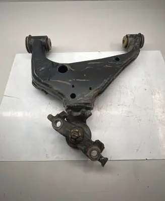 Toyota Hilux VIII Front lower control arm/wishbone 