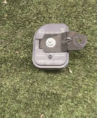 Tesla Model 3 Alarm system siren 109764300A