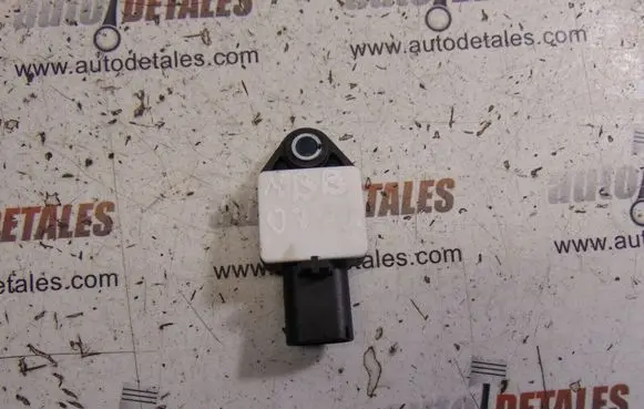 Mercedes-Benz B W245 Airbag deployment crash/impact sensor A1698202228