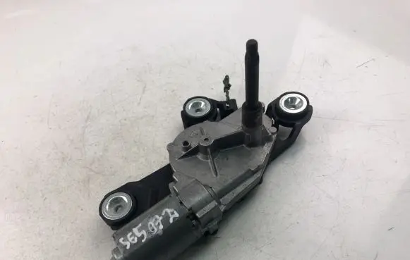Ford C-MAX I Wiper motor 0390201582