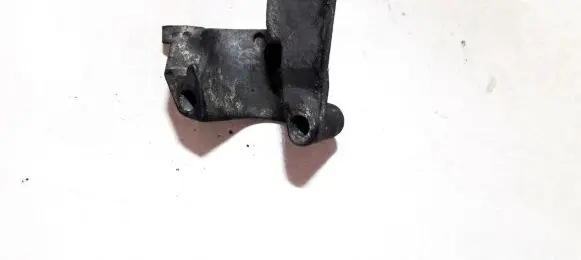 Ford Focus Engine mounting bracket XS4Q9K552AB