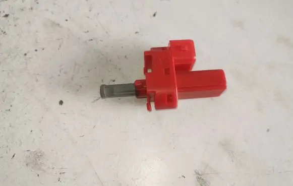 Ford Mondeo Mk III Brake pedal sensor switch 94BB7C534AC
