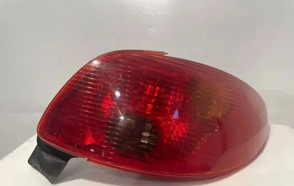 Peugeot 206 Rear/tail lights 16452590