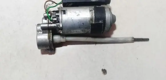 Steering wheel axle