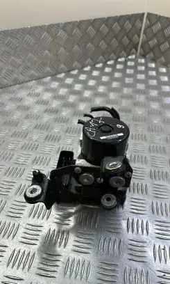 Volvo XC60 ABS Pump P30681619 30681619