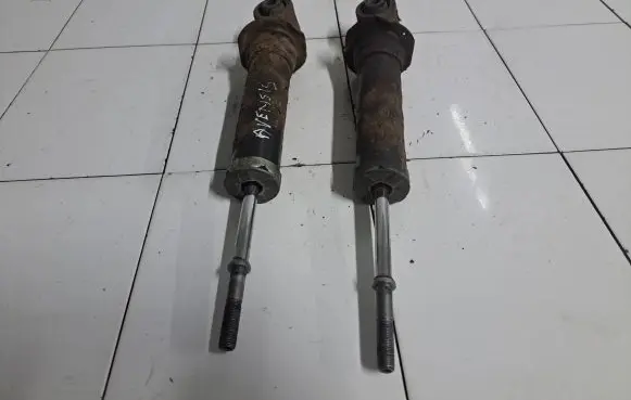 Toyota Avensis T250 Rear shock absorber/damper