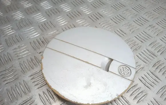 Volkswagen Golf II Original wheel cap 191601151B