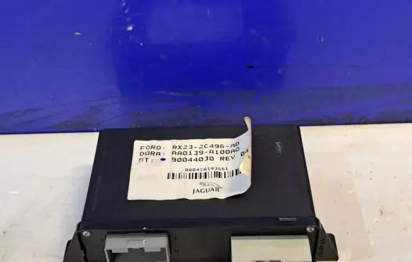 Jaguar XF X250 Rear brake EMF control unit/module 8X232C496AD
