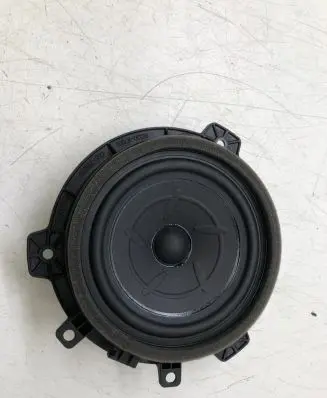 Hyundai i10 Rear door speaker