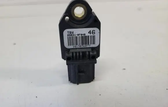 Toyota Verso Airbag deployment crash/impact sensor 898310F040