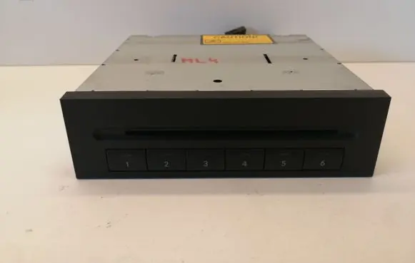 Mercedes-Benz ML W164 CD/DVD changer A2118703889