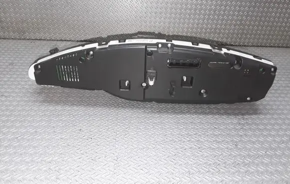 Toyota Verso Speedometer (instrument cluster) 838000F370