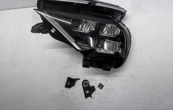 Citroen C4 III e-C4 Headlight/headlamp 9830649480 73243669195B
