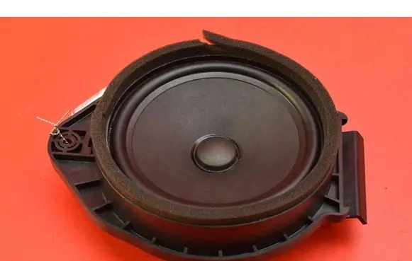 Opel Mokka X Subwoofer speaker 13350328