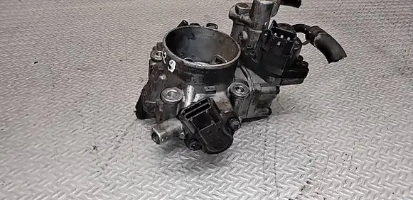 KIA Sorento Throttle valve E9T15373C