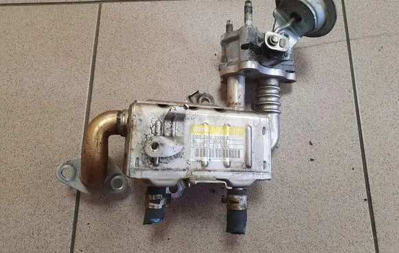 Toyota Urban Cruiser (XP110) EGR valve cooler 2560133060B