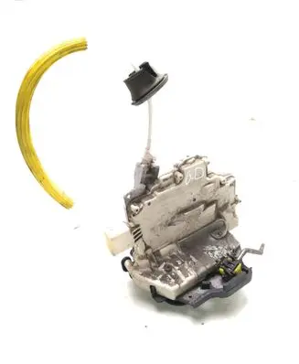 Audi A4 S4 B7 8E 8H Rear door lock 8E0839015AA