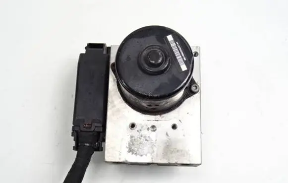 Mercedes-Benz SLK R171 ABS Pump A0054313612