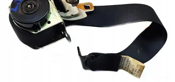 Citroen C-Crosser Rear seatbelt 8975.R4