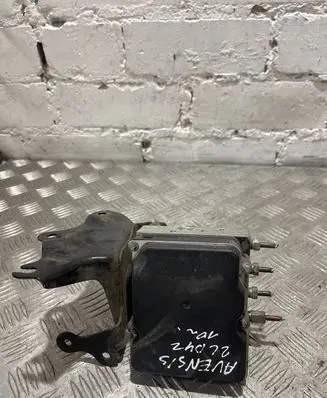 Toyota Avensis T270 ABS Pump 265951567