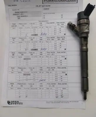 KIA Carens I Fuel injector 0445110101