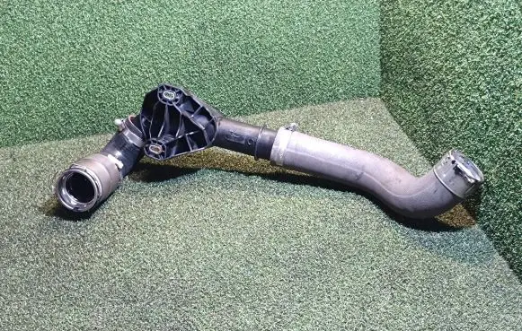 Renault Master III Intercooler hose/pipe 144603730R