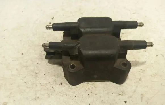 Chrysler Neon I High voltage ignition coil 05269670