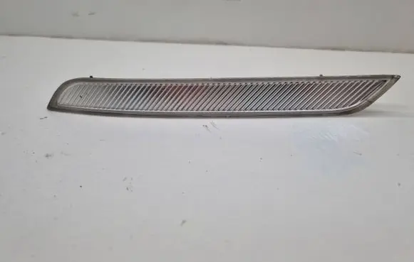 BMW X6 E71 Front reflector 7187087 0917