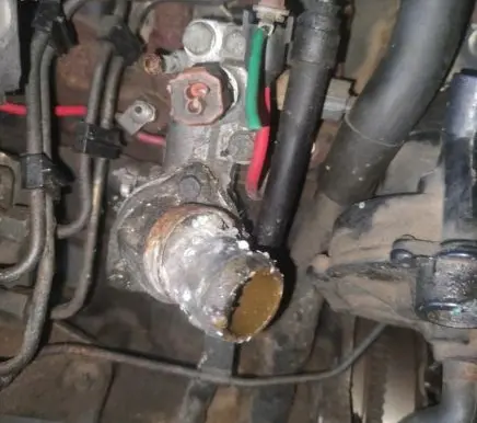 Ford Mondeo MK II Engine coolant pipe/hose