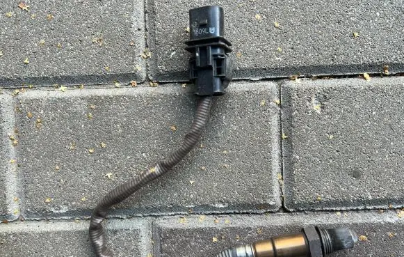 Mercedes-Benz C AMG W205 Lambda probe sensor 0095426018
