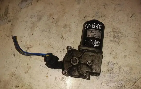 Volvo V70 Front wiper linkage 8648343