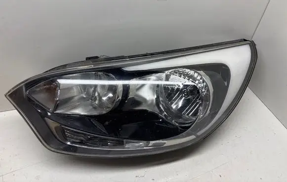 KIA Rio Headlight/headlamp 921011WXXX