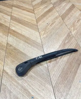 Renault Scenic II - Grand scenic II Rear wiper blade arm
