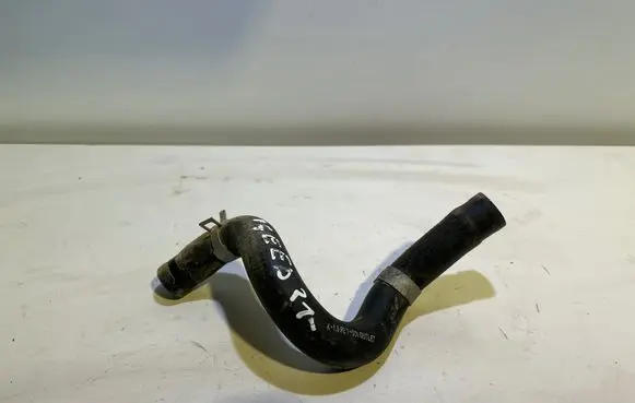 Engine coolant pipe/hose