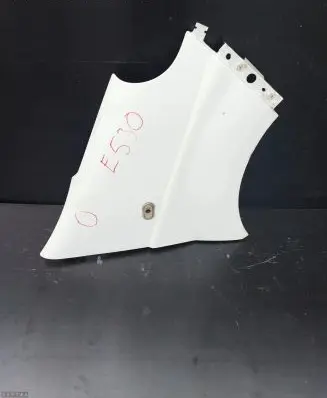 Nissan Primastar Fender