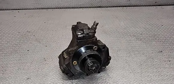 KIA Sportage Fuel injection high pressure pump 0445010038 3310027000