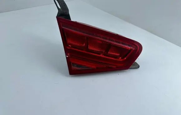Audi A8 S8 D4 4H Tailgate rear/tail lights 4H0945093 E128012802