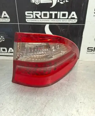 Mercedes-Benz E W211 Rear/tail lights A2118201664 379006