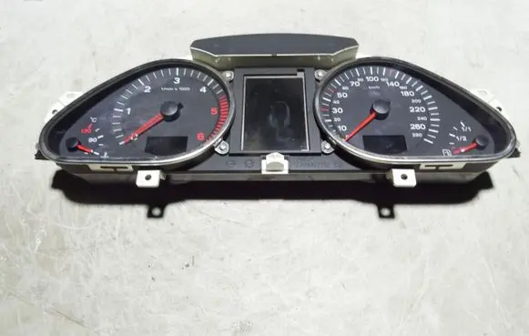 Audi A6 S6 C6 4F Speedometer (instrument cluster) 4F0920933J 4F0910930C
