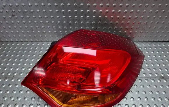 Opel Astra J Rear/tail lights S27639091