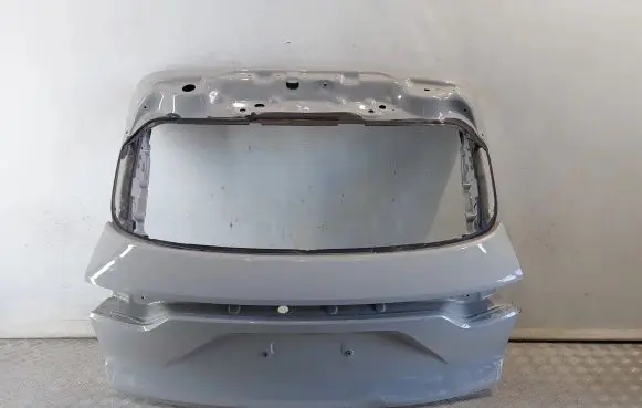 Porsche Cayenne (9Y0 9Y3) Tailgate/trunk/boot lid 9Y0827105C